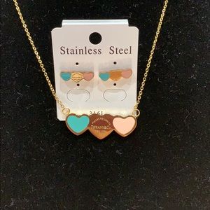 Set of earrings and necklace